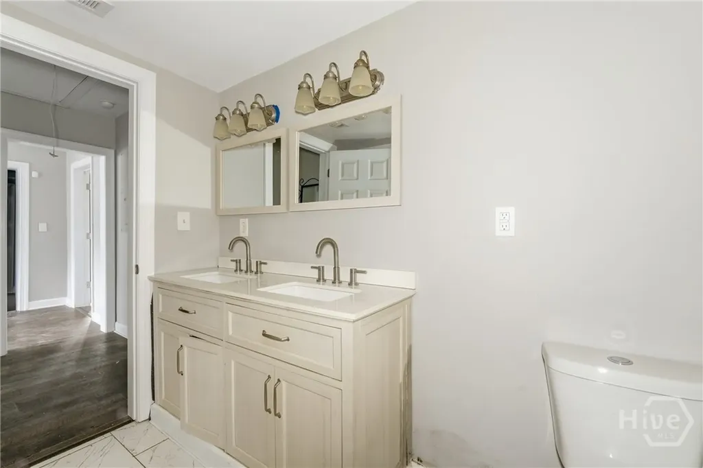 4 NW Third Street Ludowici GA 31316