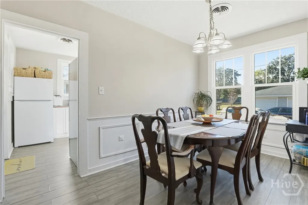 19 Smith Avenue Savannah GA 31408