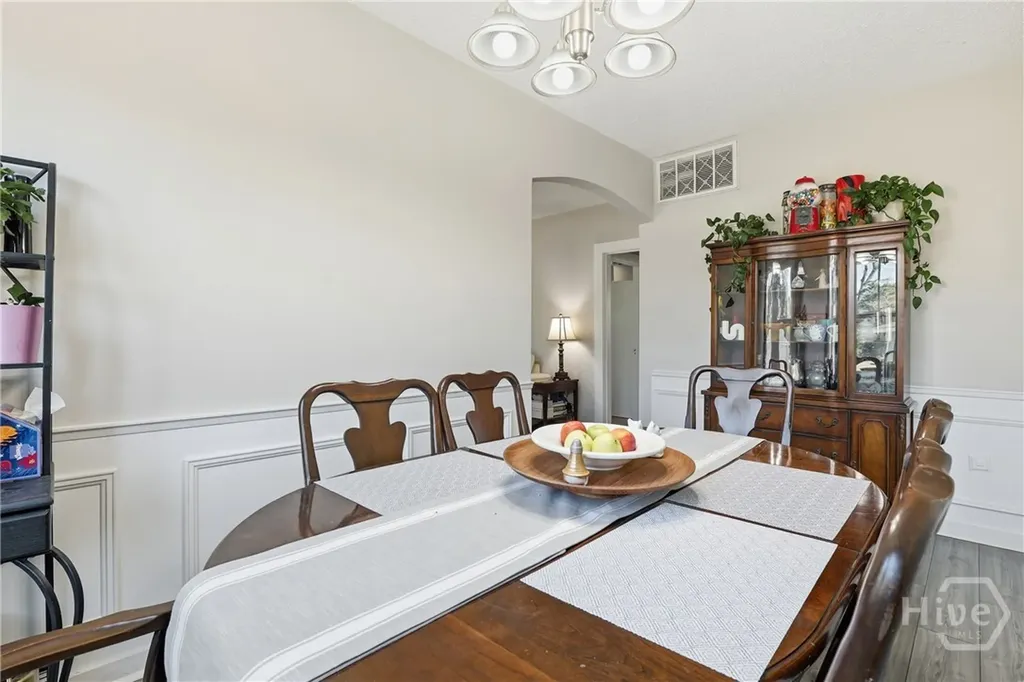 19 Smith Avenue Savannah GA 31408