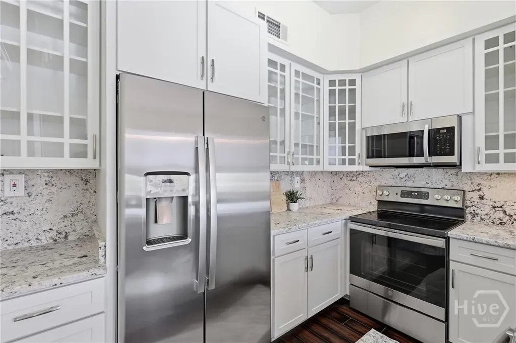 106 W Gwinnett Street Savannah GA 31401