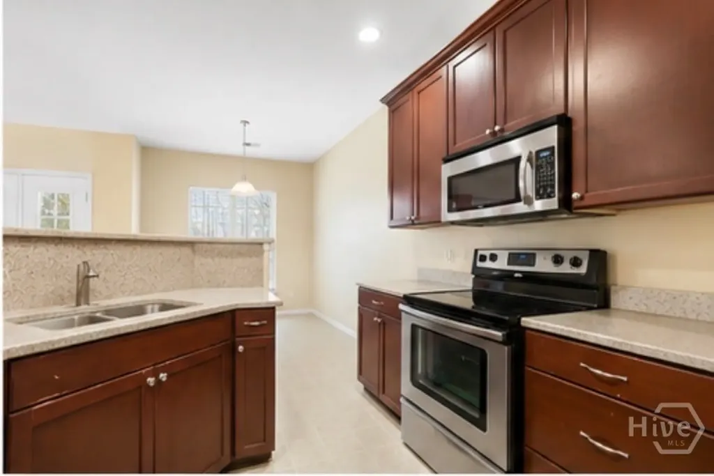 158 Willow Point Circle Savannah GA 31407