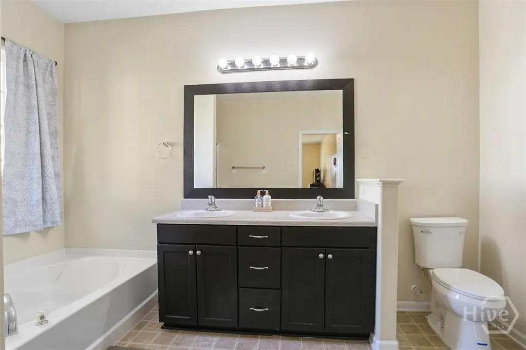 158 Willow Point Circle Savannah GA 31407