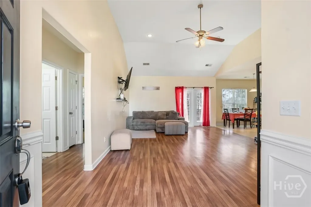 158 Willow Point Circle Savannah GA 31407