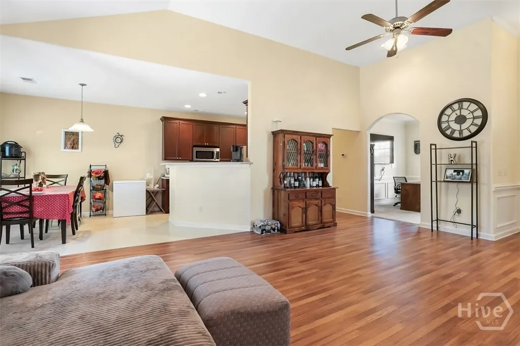 158 Willow Point Circle Savannah GA 31407