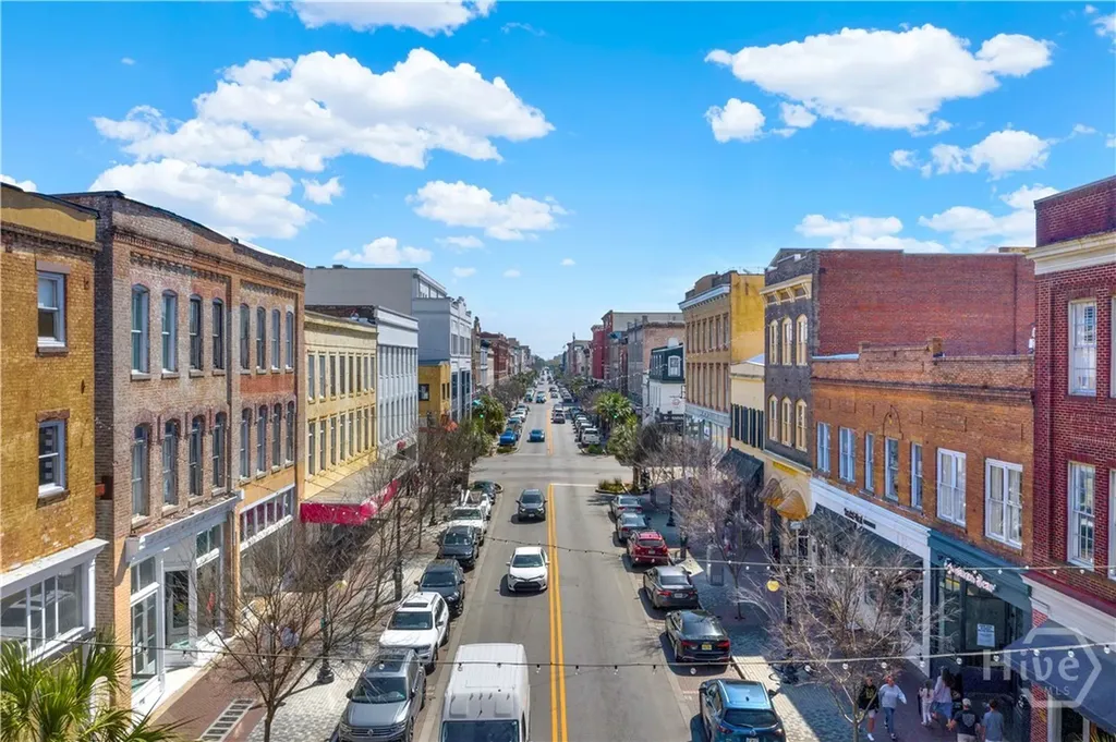 310 W Broughton Street Savannah GA 31401