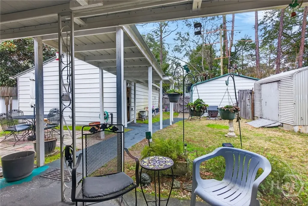 116 E 66th Street Savannah GA 31405