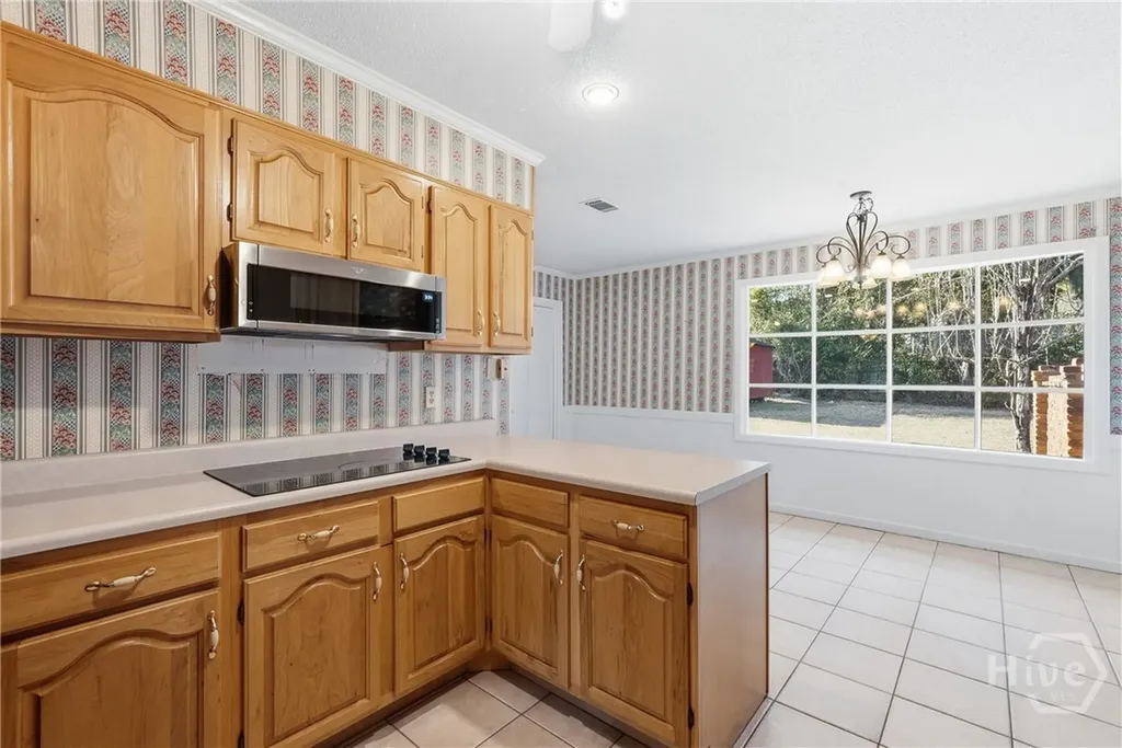 8511 Kent Drive Savannah GA 31406