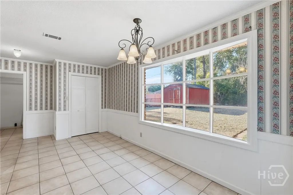 8511 Kent Drive Savannah GA 31406