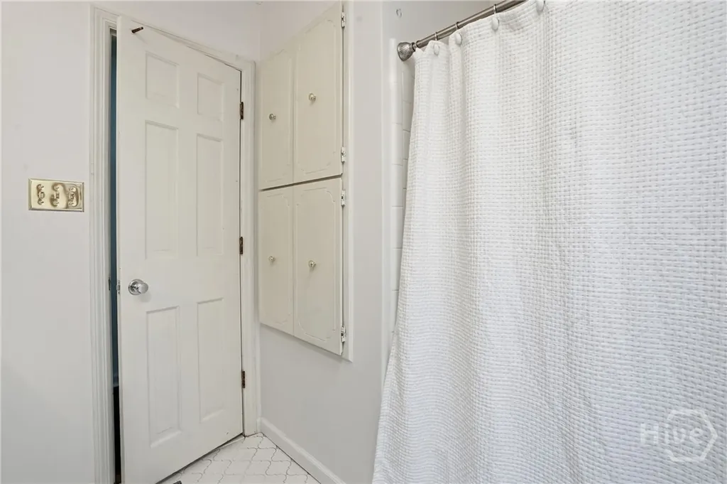 8511 Kent Drive Savannah GA 31406