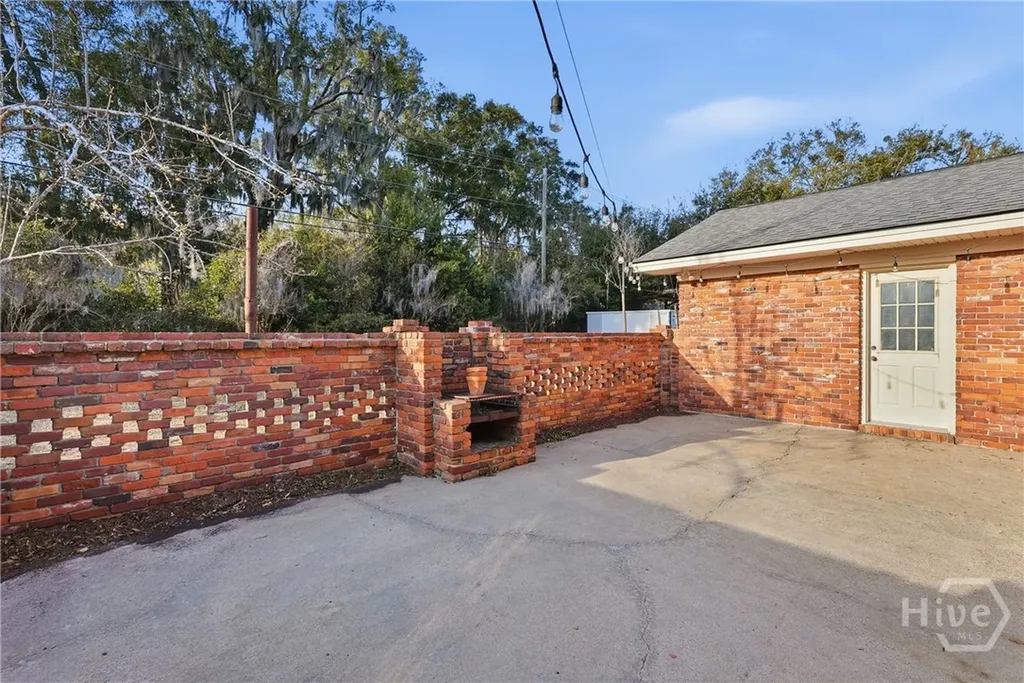 8511 Kent Drive Savannah GA 31406