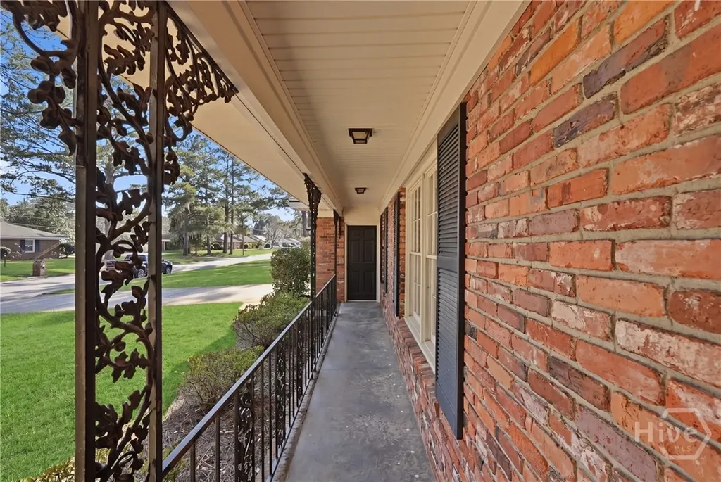 8511 Kent Drive Savannah GA 31406