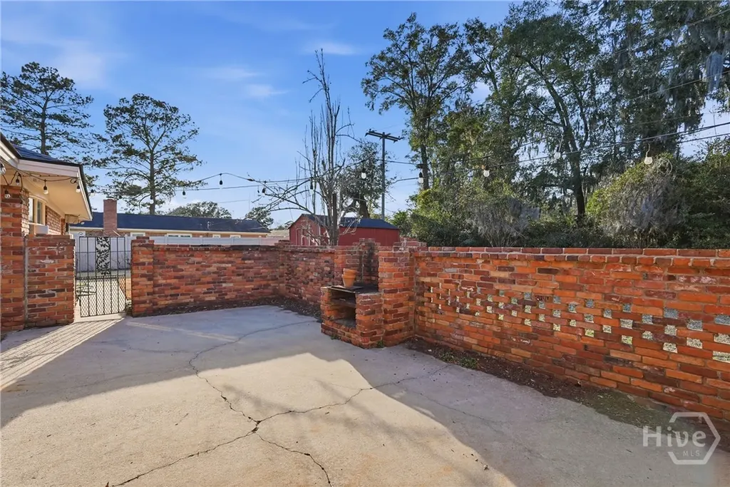 8511 Kent Drive Savannah GA 31406