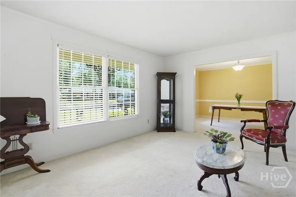 8511 Kent Drive Savannah GA 31406