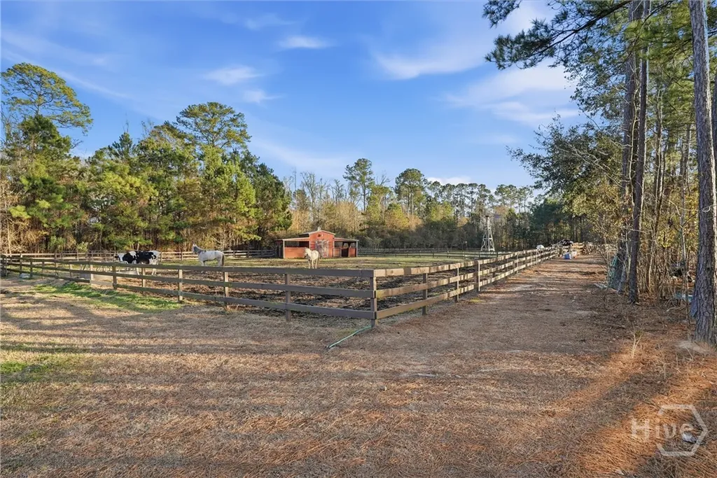 1513 1/2 & 1519 Quacco Road Pooler GA 31322