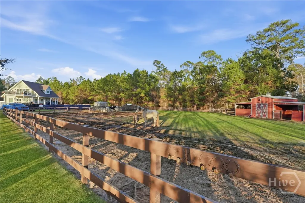 1513 1/2 & 1519 Quacco Road Pooler GA 31322