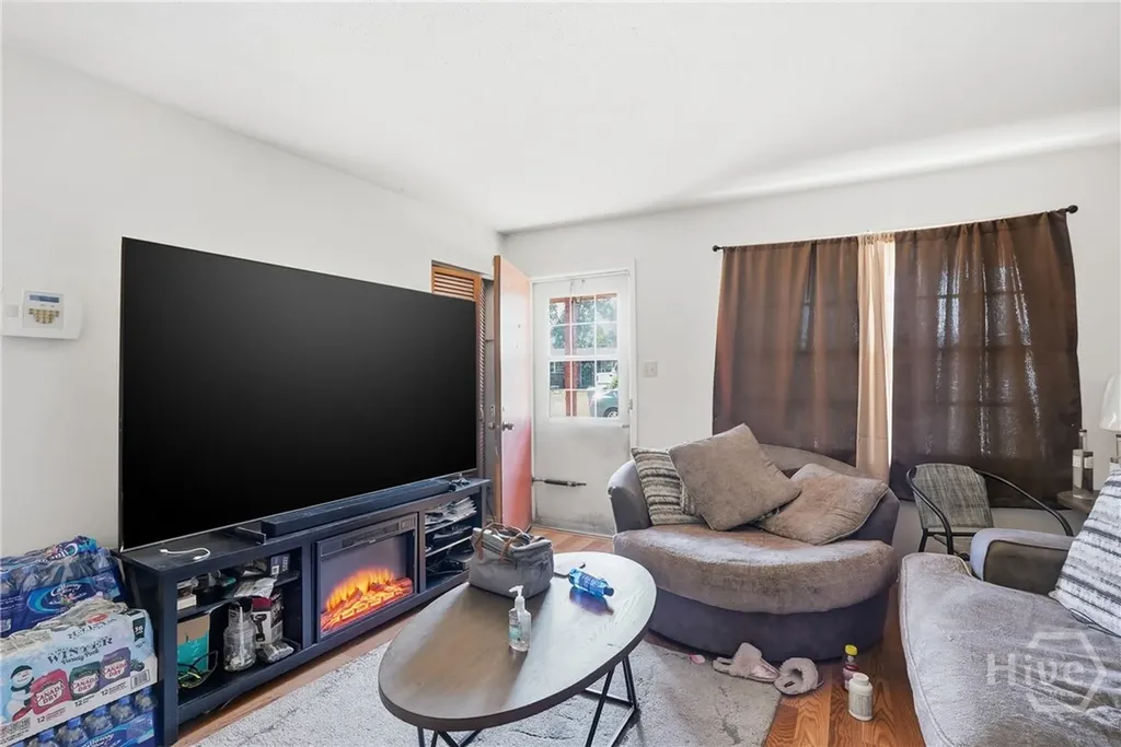 1532 Eleanor Street Savannah GA 31415