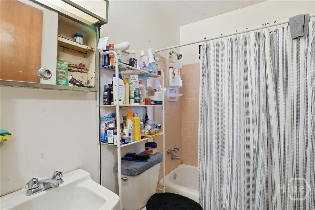 1532 Eleanor Street Savannah GA 31415