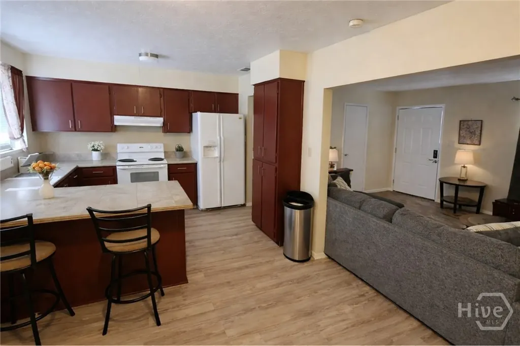 231 Holiday Circle Savannah GA 31419