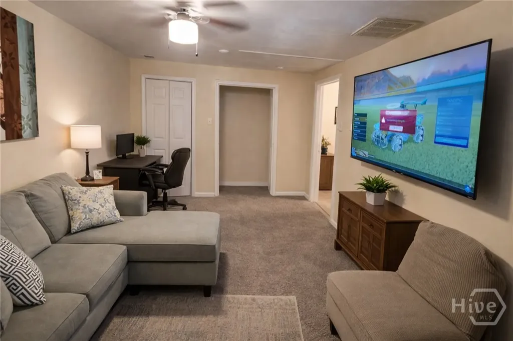 231 Holiday Circle Savannah GA 31419