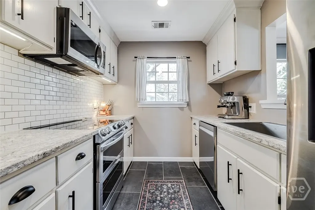 104 Hightide Lane Savannah GA 31410