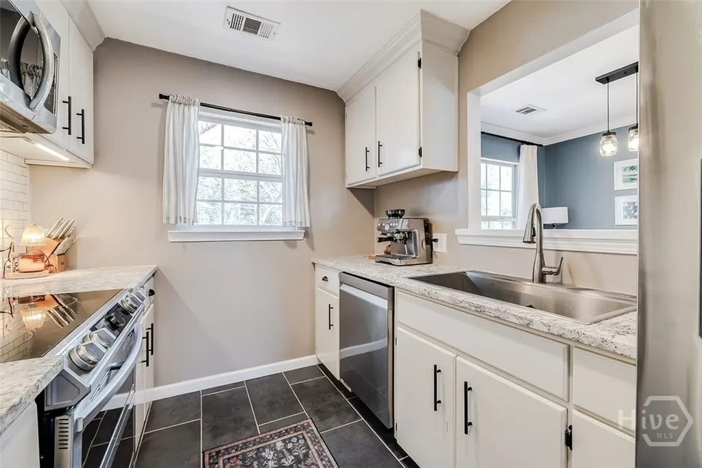 104 Hightide Lane Savannah GA 31410
