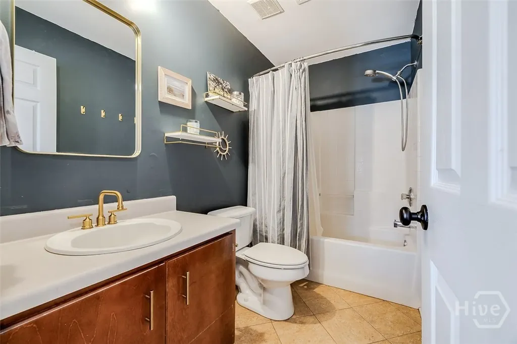 104 Hightide Lane Savannah GA 31410
