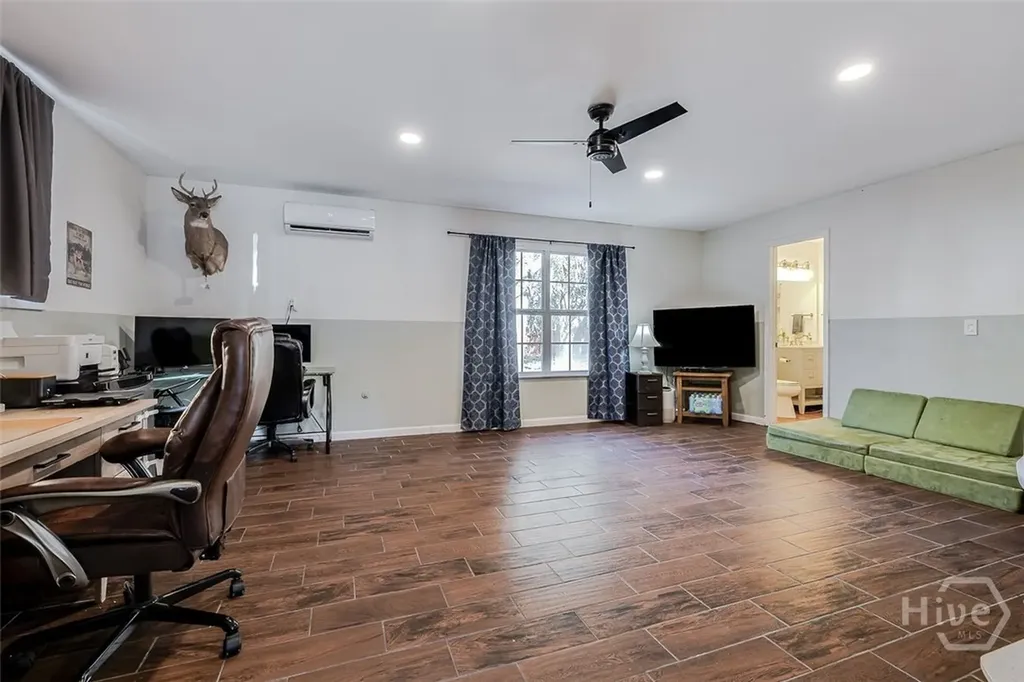 104 Hightide Lane Savannah GA 31410