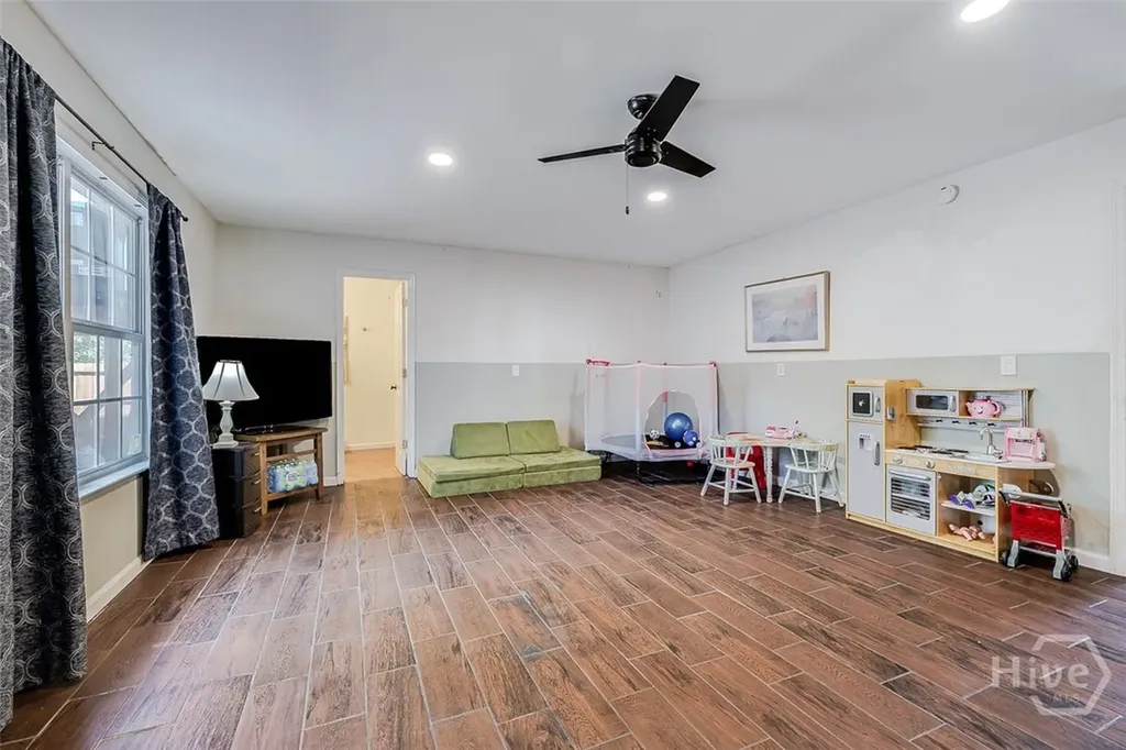 104 Hightide Lane Savannah GA 31410