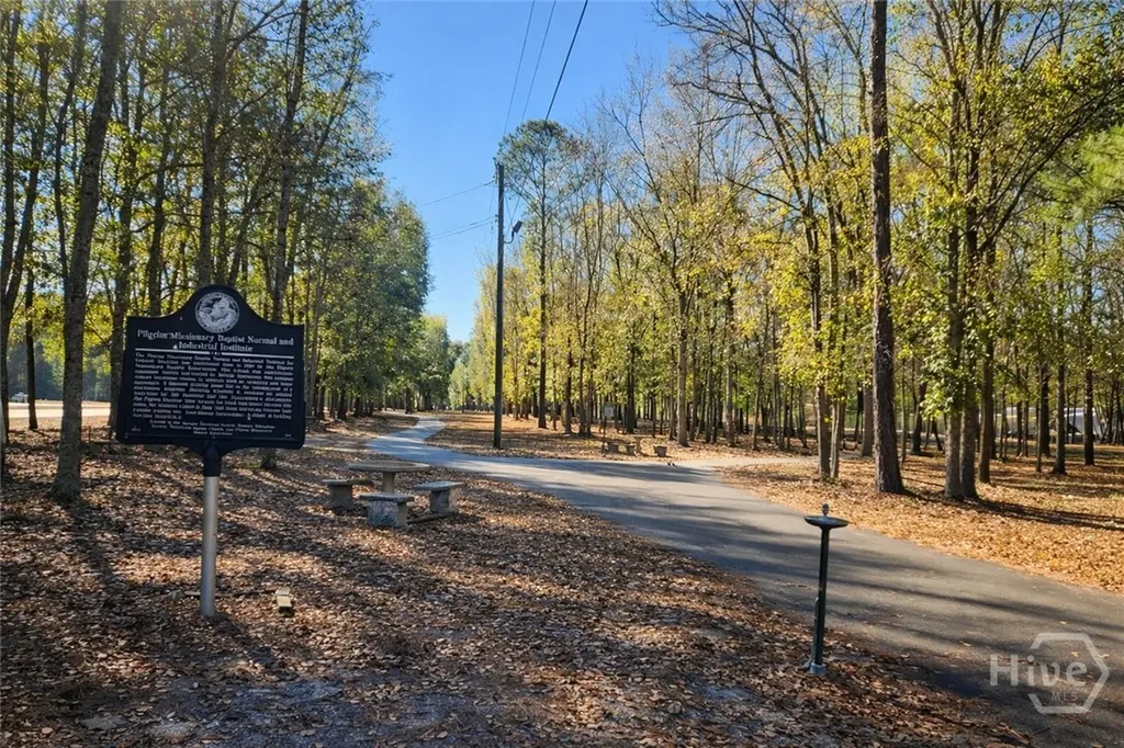 206 Simmons Street Guyton GA 31312