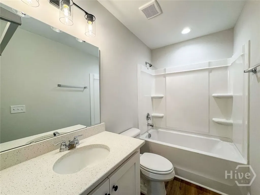 124 Providence Loop Hinesville GA 31313