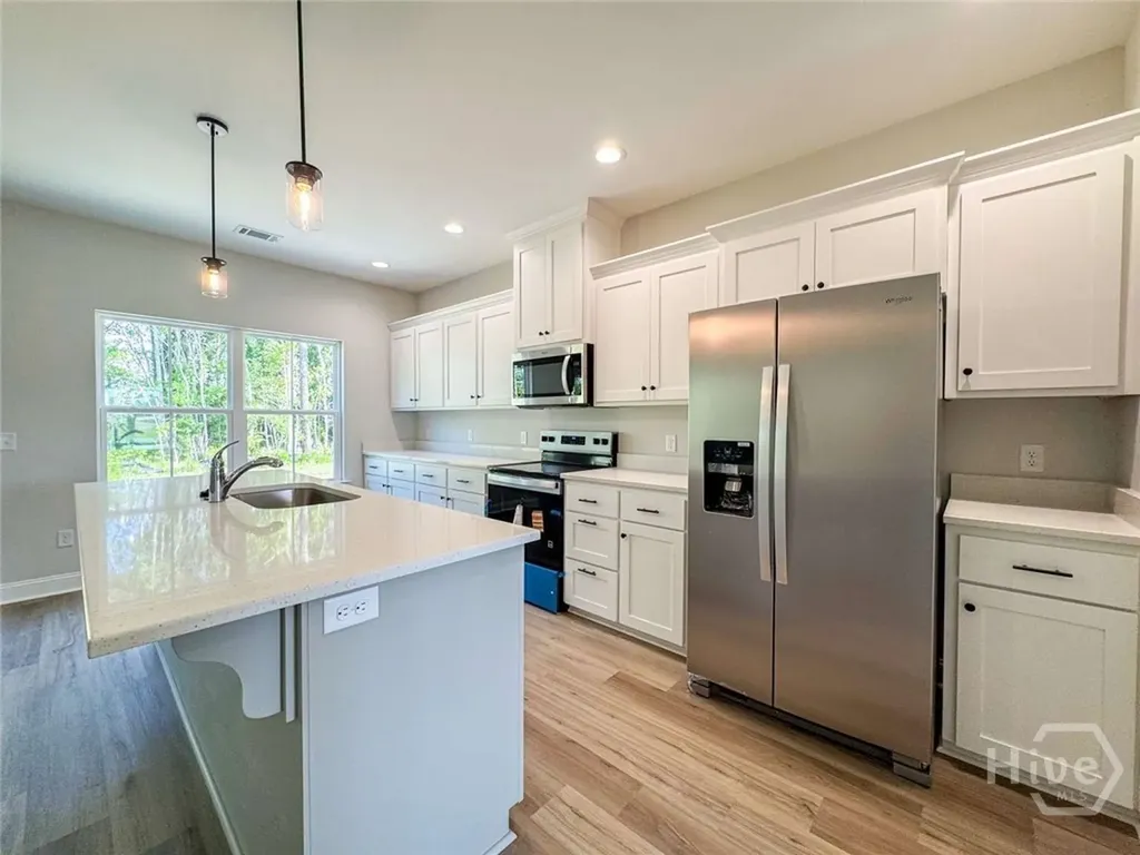 124 Providence Loop Hinesville GA 31313