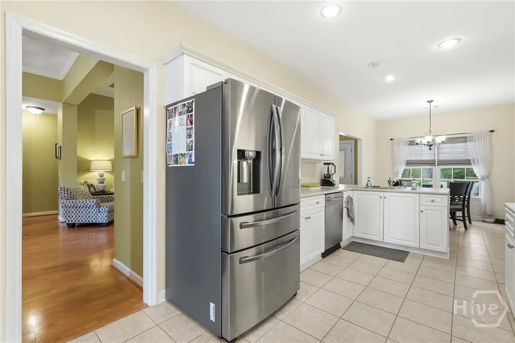 113 Suffolk Road Savannah GA 31410