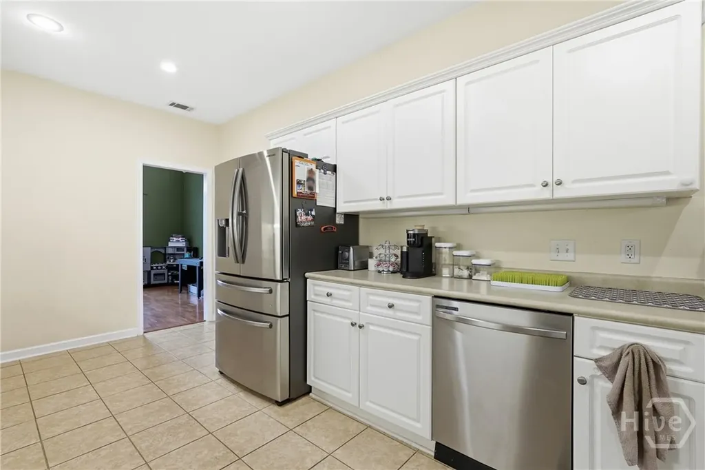 113 Suffolk Road Savannah GA 31410
