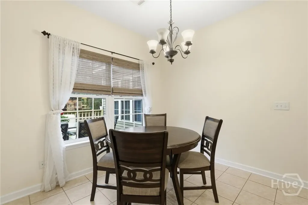 113 Suffolk Road Savannah GA 31410