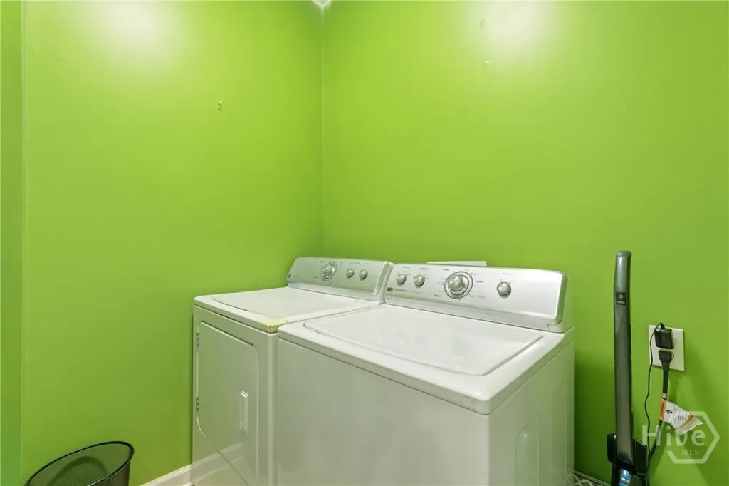113 Suffolk Road Savannah GA 31410