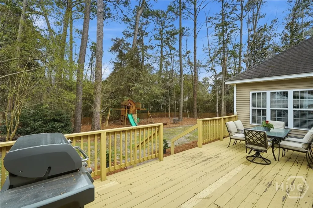113 Suffolk Road Savannah GA 31410