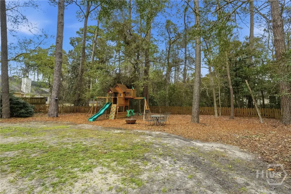 113 Suffolk Road Savannah GA 31410