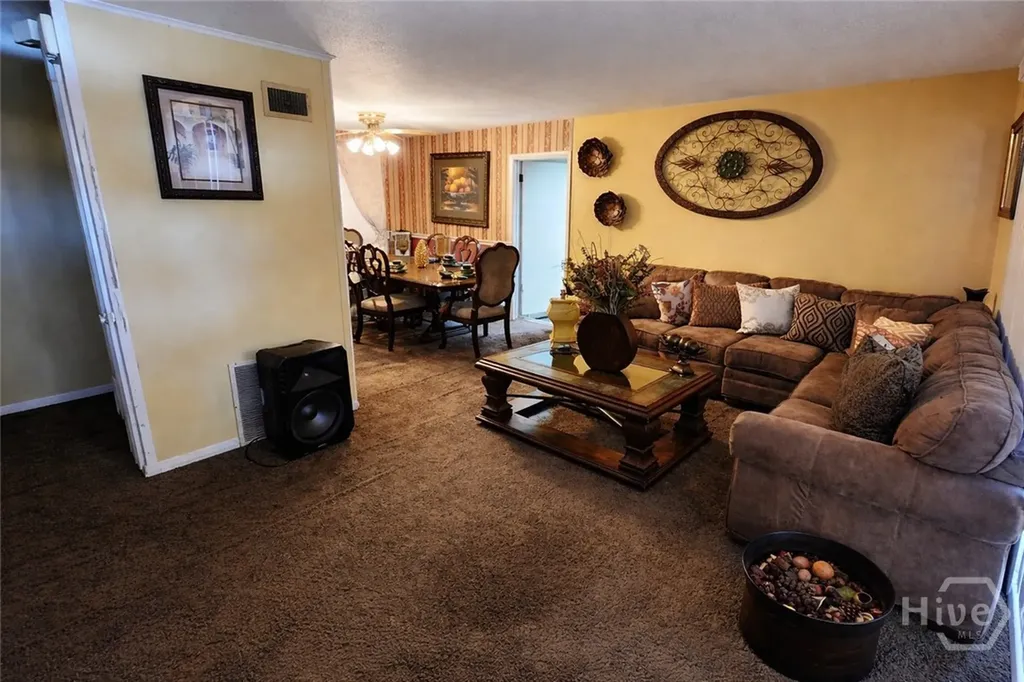 2221 Lorraine Court Savannah GA 31404