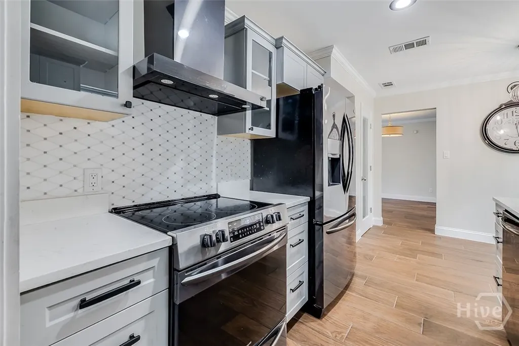 6 Jasmine Court Savannah GA 31406