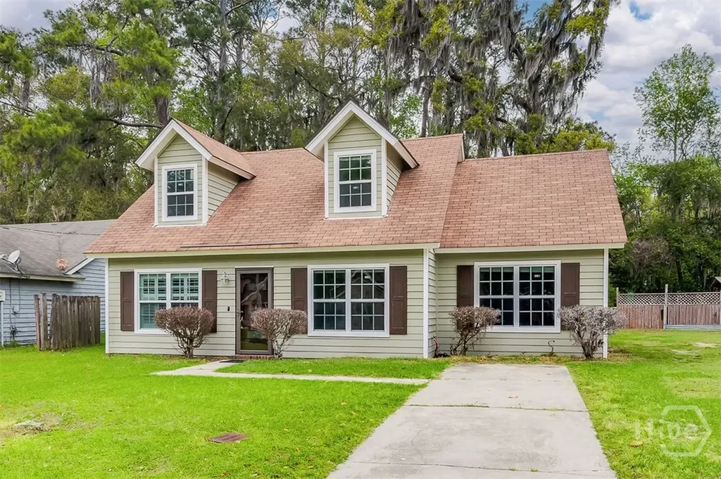 6 Jasmine Court Savannah GA 31406