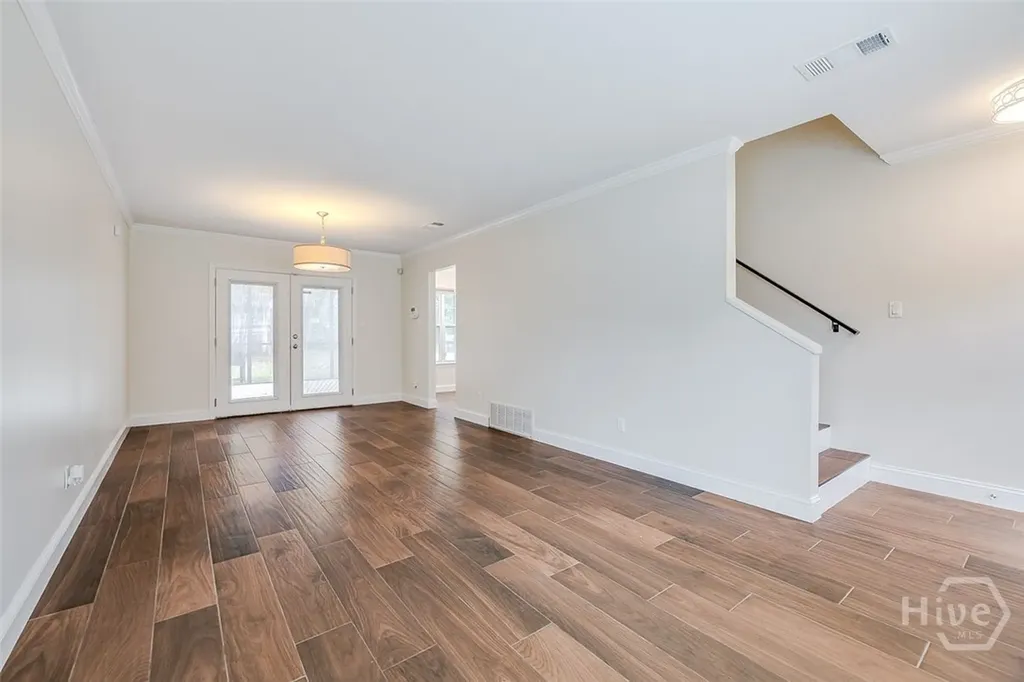 6 Jasmine Court Savannah GA 31406