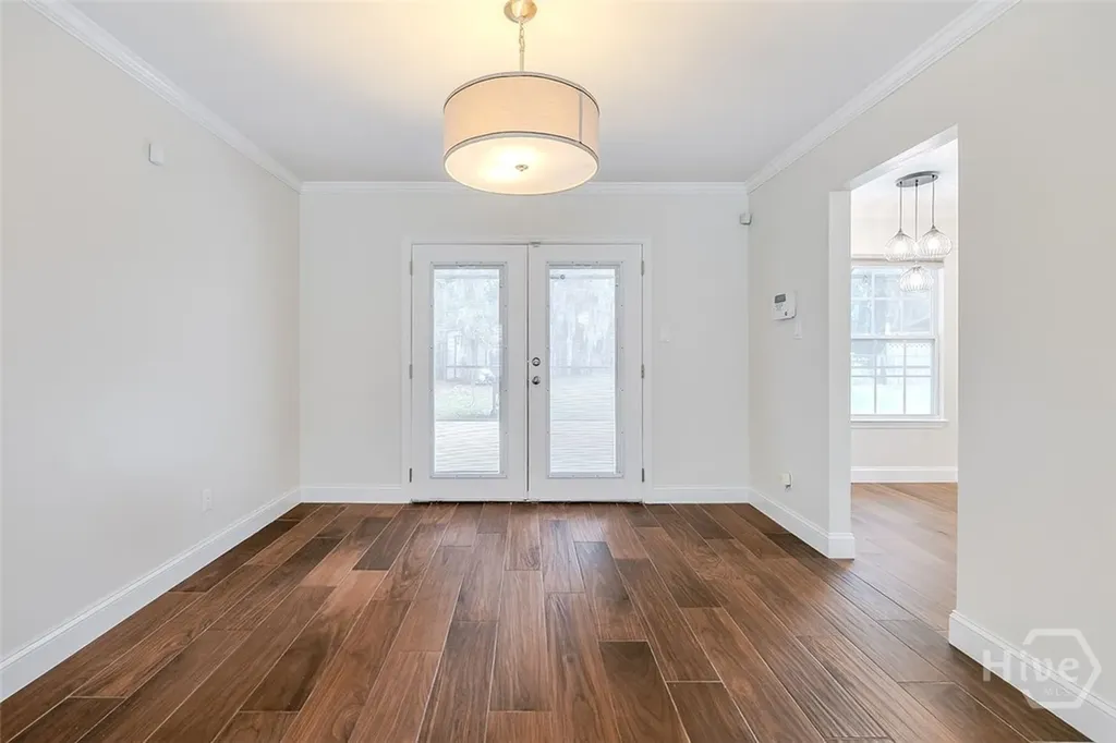 6 Jasmine Court Savannah GA 31406