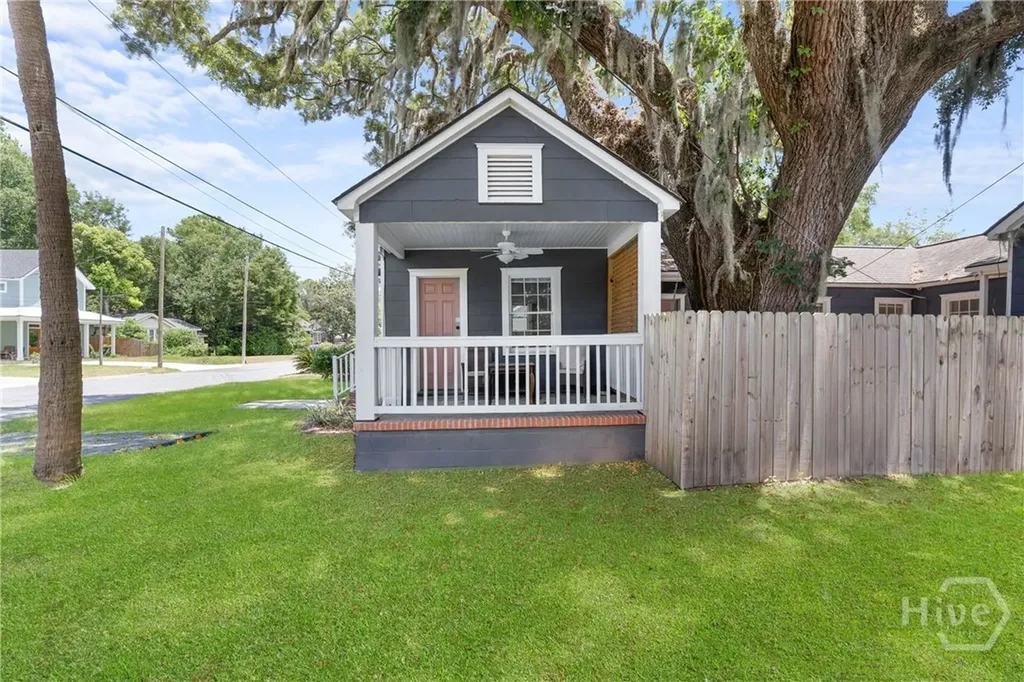 2141 New York Avenue Savannah GA 31404
