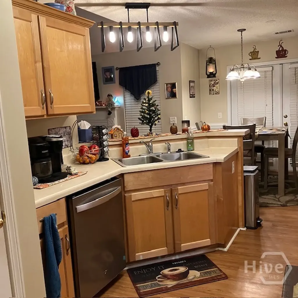 295 Lancaster Way Richmond Hill GA 31324