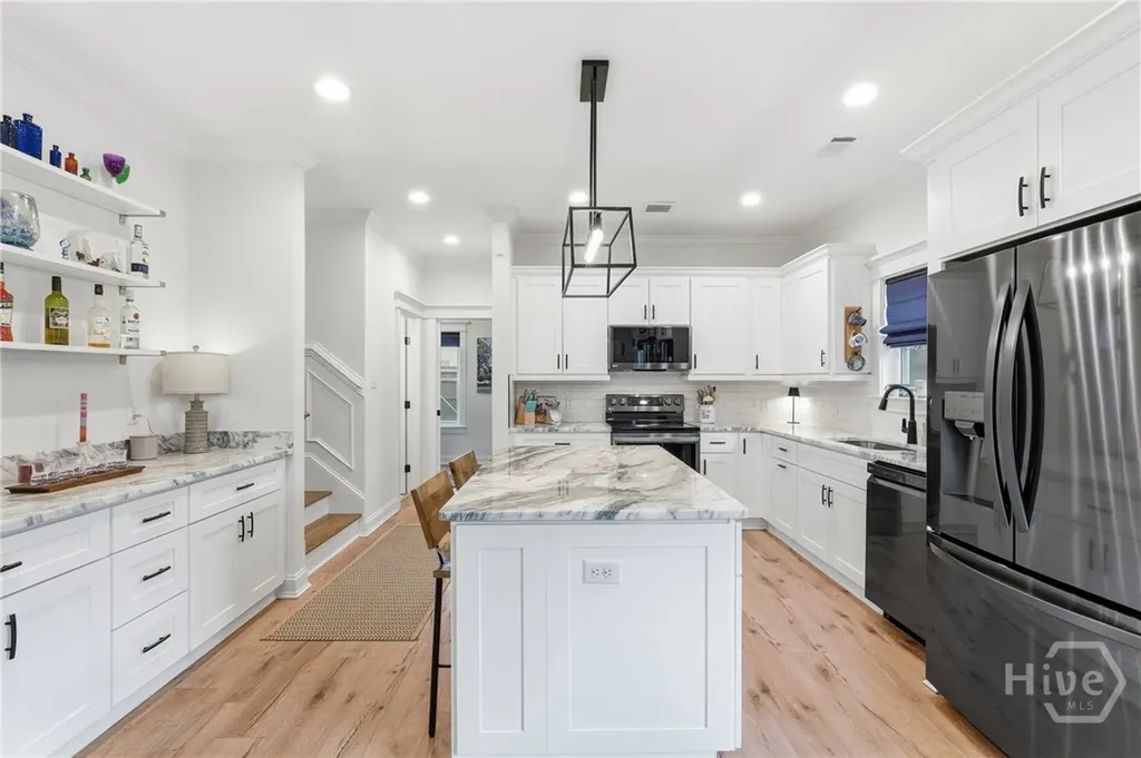 806 E 35th Street Savannah GA 31401