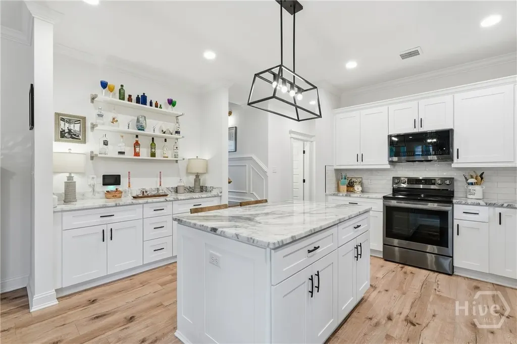806 E 35th Street Savannah GA 31401