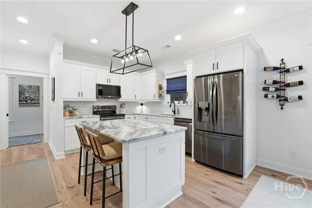 806 E 35th Street Savannah GA 31401