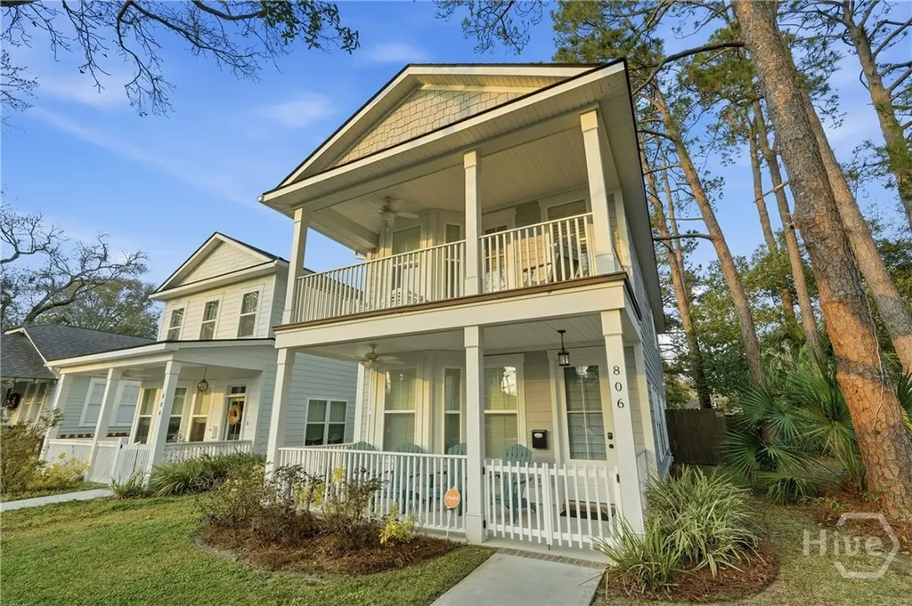 806 E 35th Street Savannah GA 31401