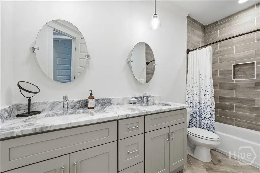 806 E 35th Street Savannah GA 31401