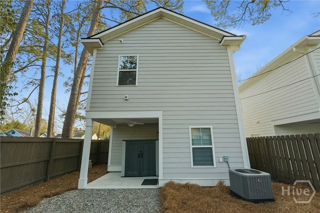 806 E 35th Street Savannah GA 31401
